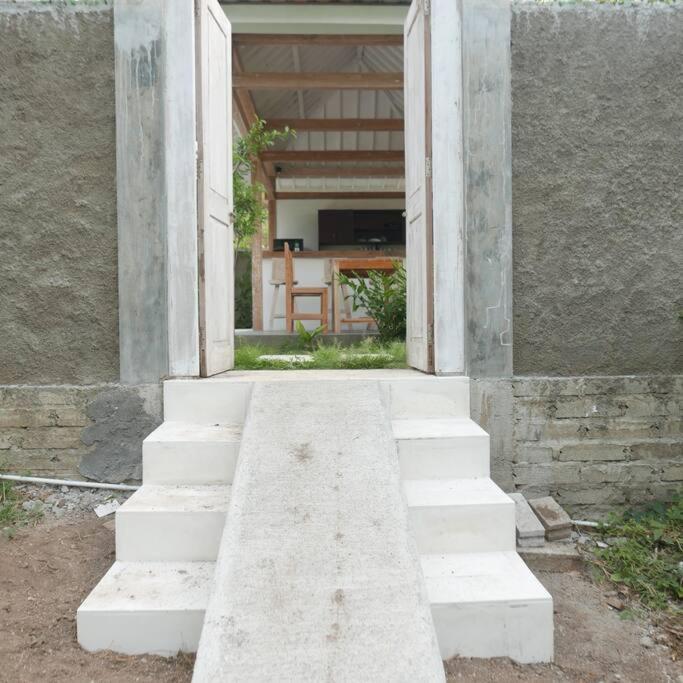 Silir Villa "Your Cozy Home" Mataram Zewnętrze zdjęcie